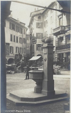 Lugano, Piazza Liceo (ora Dante) 1929 Lugano, Piazza Liceo (ora Dante) 1929
