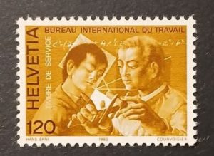 Svizzera 1983 – Timbro di servizio BIT Francobollo svizzero 1983 120 BIT Bureau International du Travail
